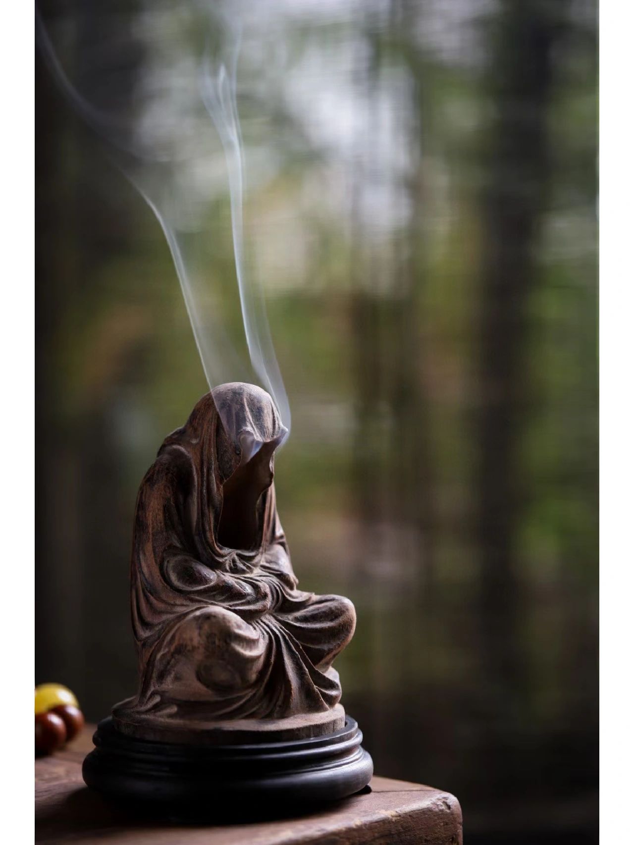 The ceramic Zen-style incense holder